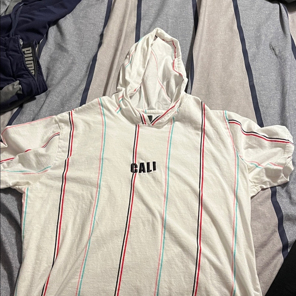 Striped White Hoodie T-Shirt with 'CALI' Print